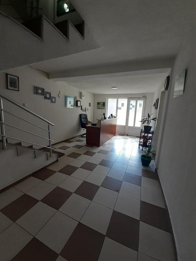 Guest House Zarnovel Palace Ohrida Exterior foto